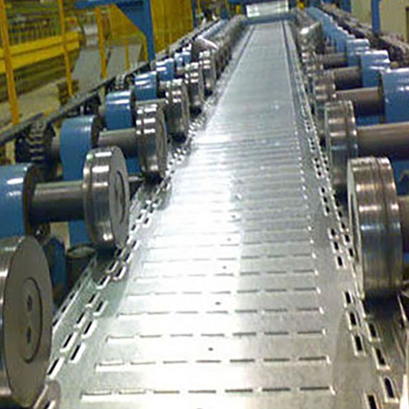 Rollformmaschine für Kabelrinnen